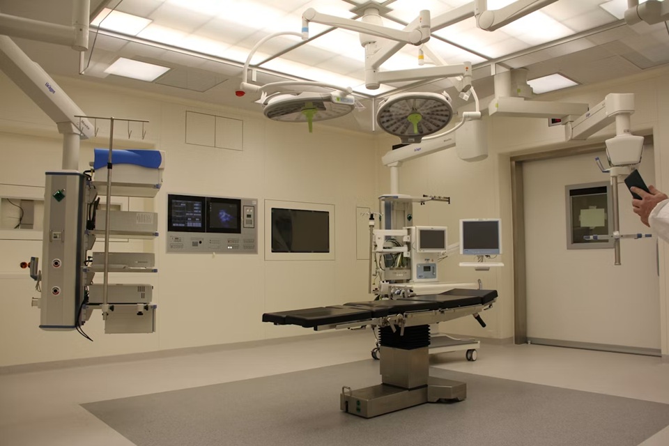 Diagnostics & Imaging